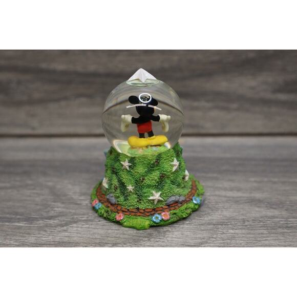 Walt Disney World 2000 Mickey Mouse Snow Globe Souvenir Collectible - Picture 4 of 13